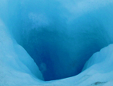 (a)氷河のクレパス